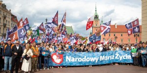Narodowy Marsz Życia idzie dalej. Wielka manifestacja na rzecz życia, wiary i wierności