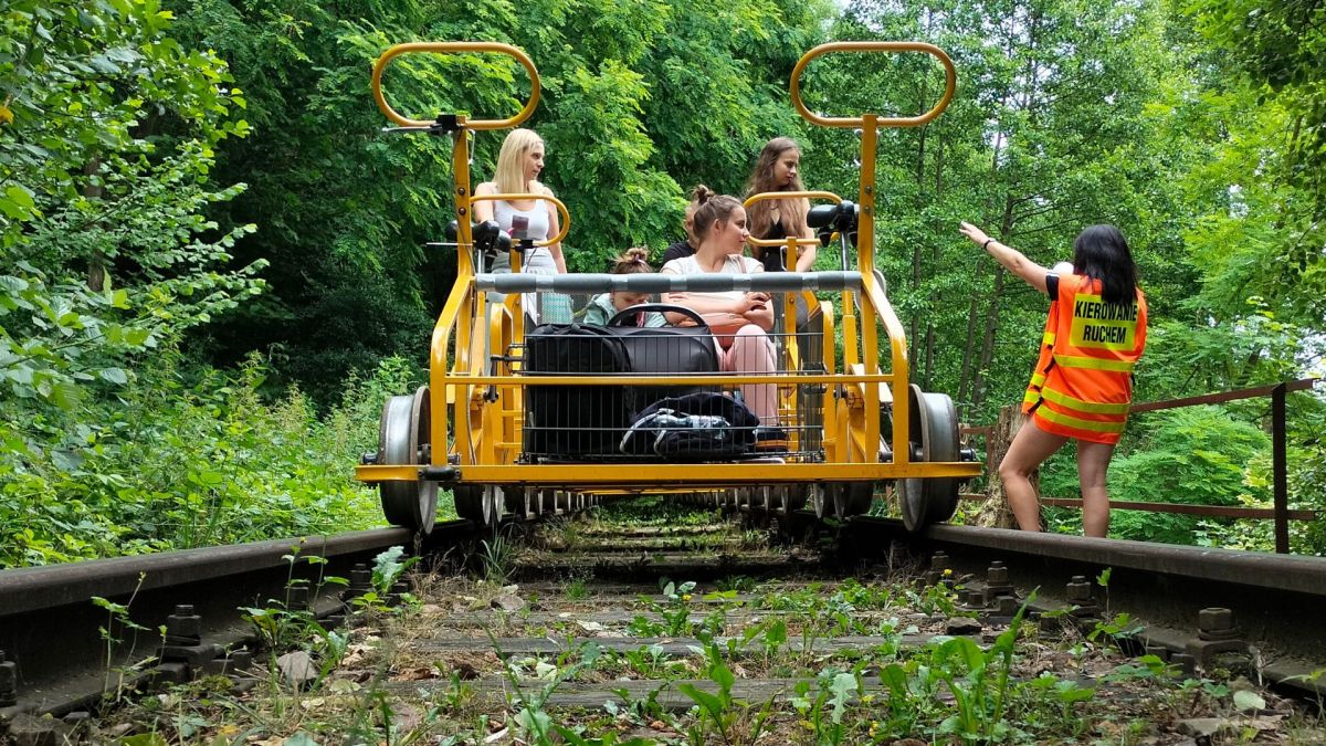 Drezyny rowerowe są w Polsce coraz popularniejsze