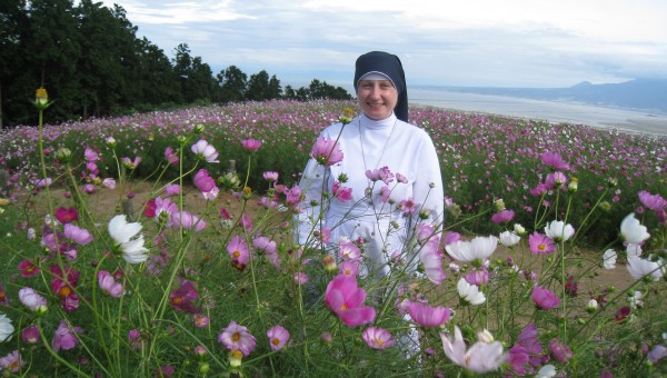 S. Dorota Drozdowska na łące