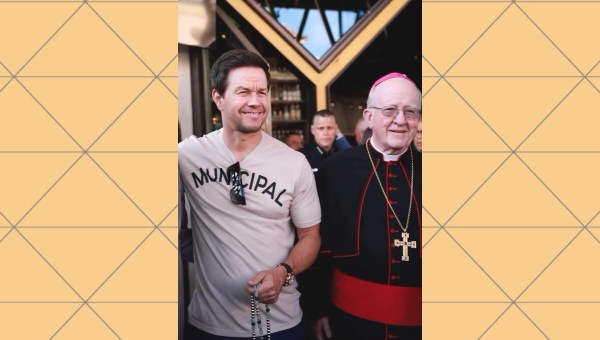 Mark Wahlberg restarusant opening with bishop