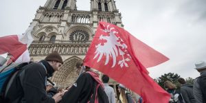 Rozpoczęła się pielgrzymka do Chartres. Idą Polacy, czy wiesz ilu?