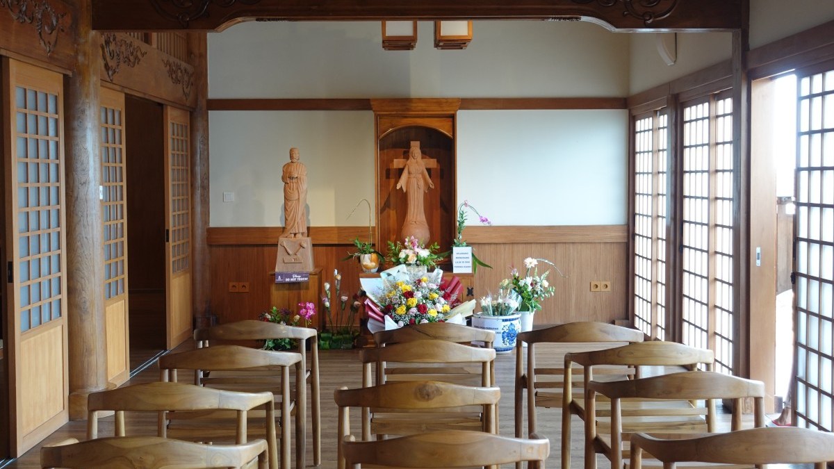 AKITA