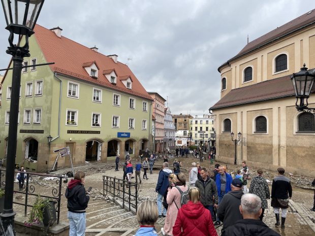 Kłodzko zniszczone powodzią