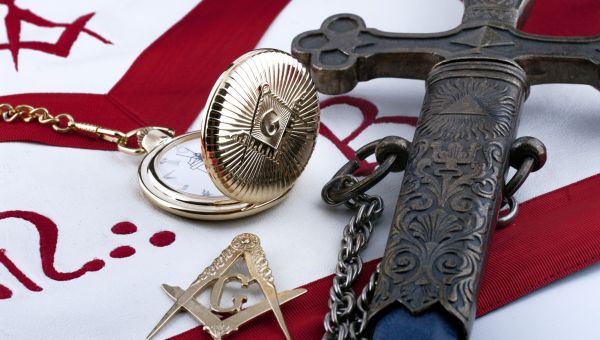 Rycerze Kolumba i masoneria na Filipinach