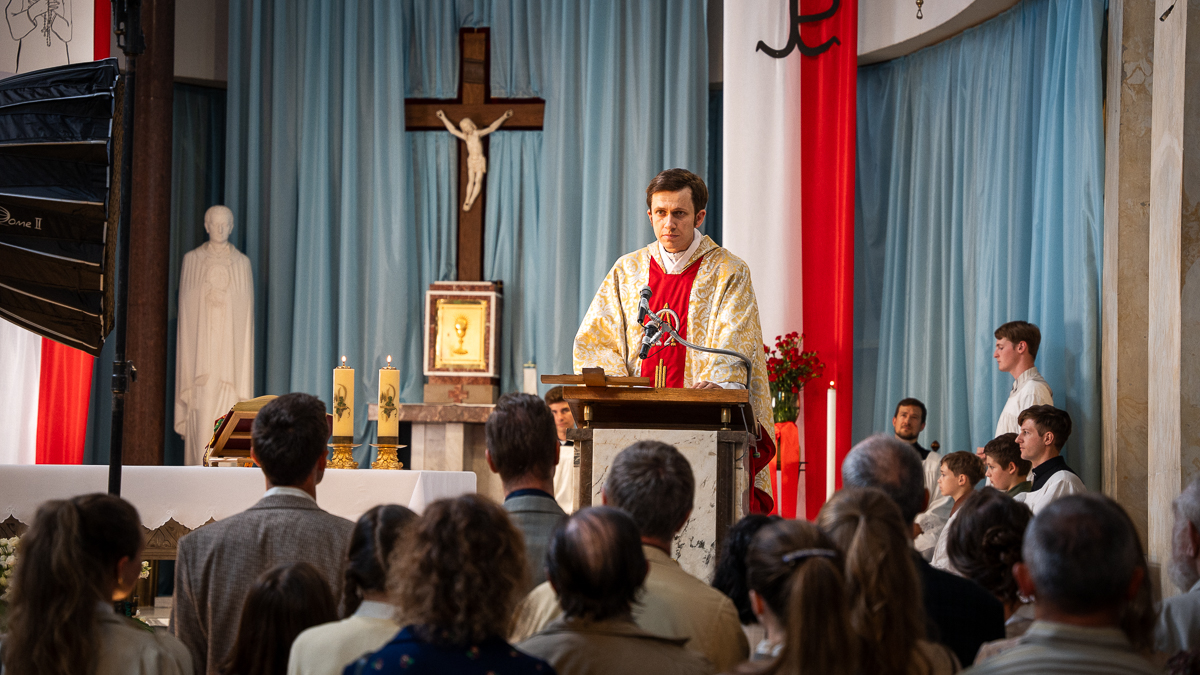 [GALERIA] Niezłomna postawa młodych ludzi. Powstaje film „Znak sprzeciwu”,