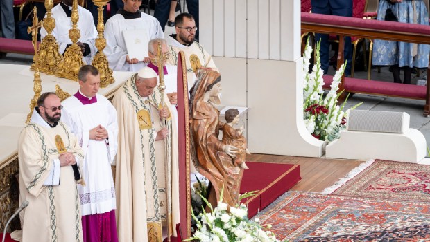Pope Francis Holy Mass and canonisation