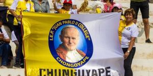 Z Janem Pawłem II w herbie weszli do ekstraklasy. Pamiętacie drużynę piłkarską z Peru?