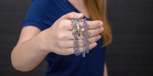 Poznaj tajemnicę różańca. Jak modlitwa zmieniała się na przestrzeni wieków?