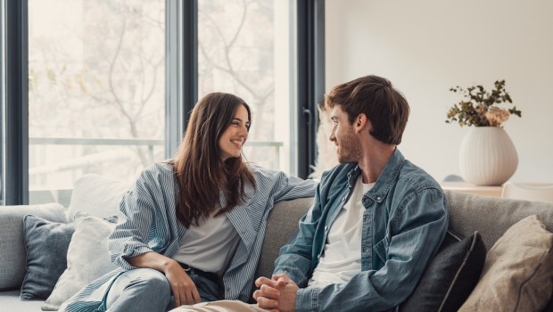 couple-talking