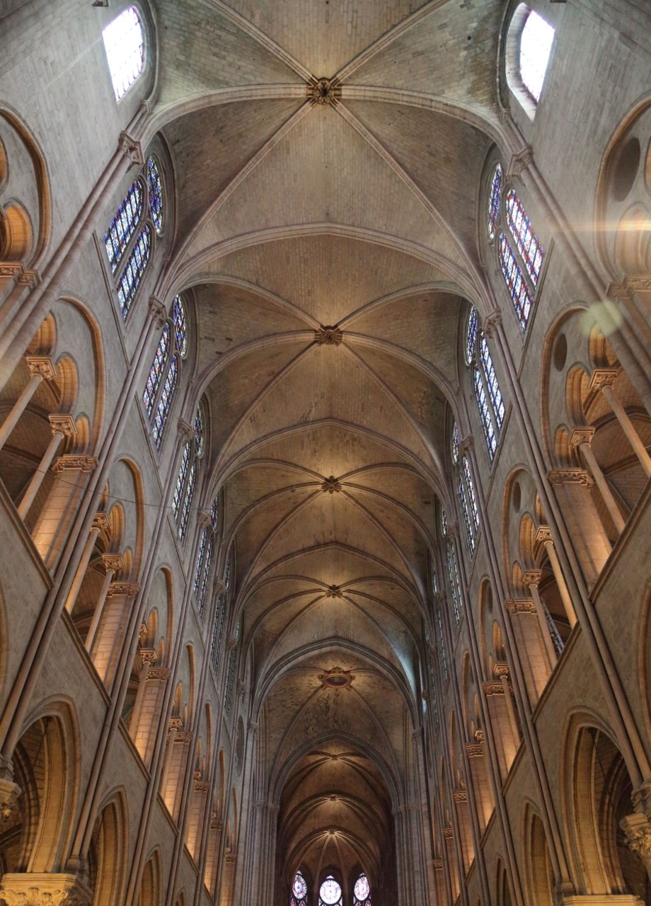 [GALERIA] Paryska katedra Notre-Dame przed pożarem