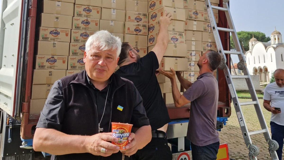 Kard. Konrad Krajewski z pomocą humanitarną w Ukrainie
