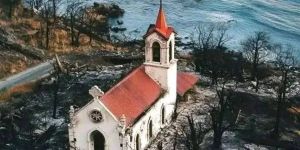 Czy ten kościół rzeczywiście ocalał z pożaru w Los Angeles? Wiara i sztuczna inteligencja [galeria]