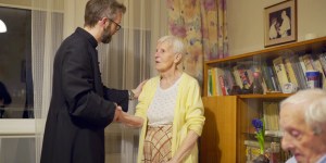 Z tymi, których nie można zostawić – „Siewca Nadziei”, film o (nie)umieraniu