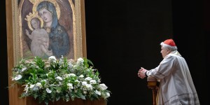 Wieczorny różaniec za papieża Franciszka online– módlmy się o wypełnienie woli Bożej