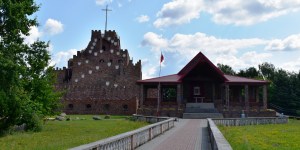 Tu króluje Bolesna Królowa Polski. Wyjątkowe sanktuarium w Kałkowie-Godowie