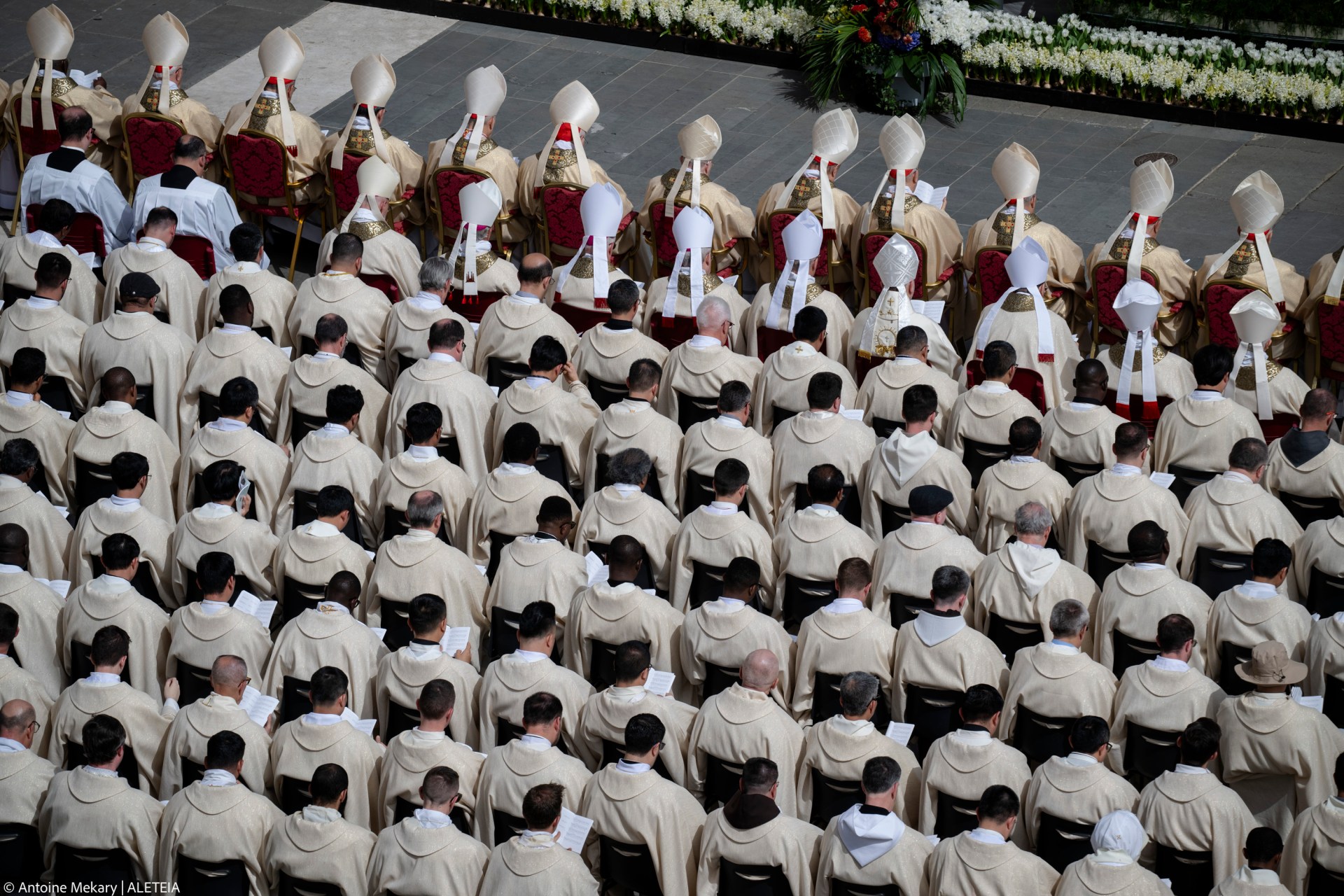 EASTER-VATICAN-POPE-EASTER2025