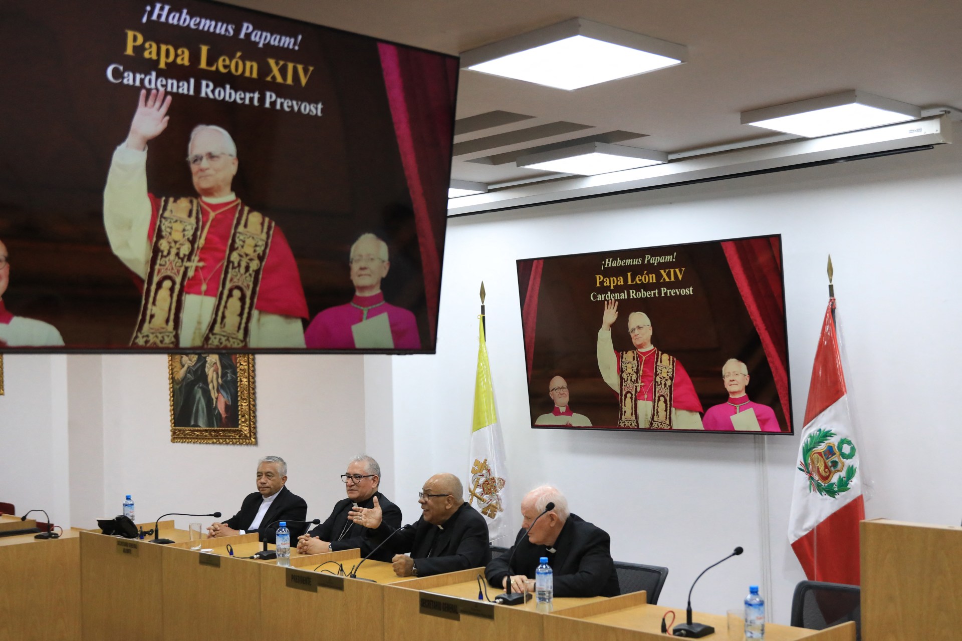 Świat wita nowego papieża. Leon XIV został wybrany 8 maja