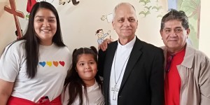 Papież Leon XIV ma chrzestną córkę w Peru. Jej historia chwyta za serce.