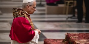24 godziny z Leonem XIV. Jak papież radzi sobie z wyzwaniami świata współczesnego?