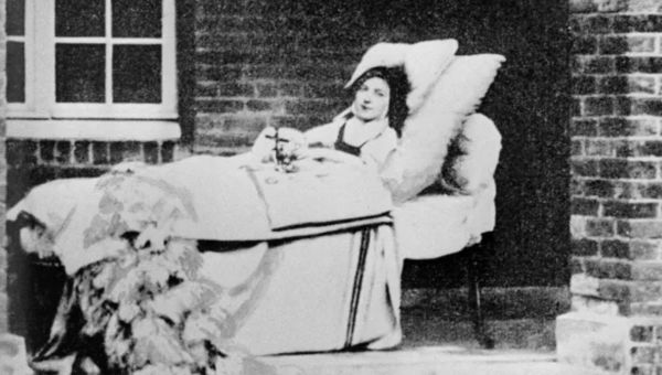 Corner Item Image - Na co zmarła św. Teresa z Lisieux? Wyszły na jaw zaskakujące fakty