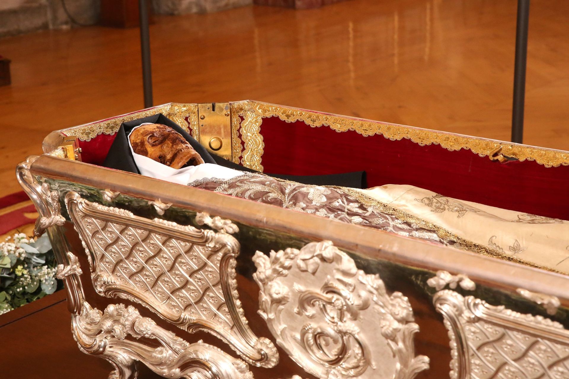Body of Saint Teresa of Jesus in the Basilica of the Annunciation