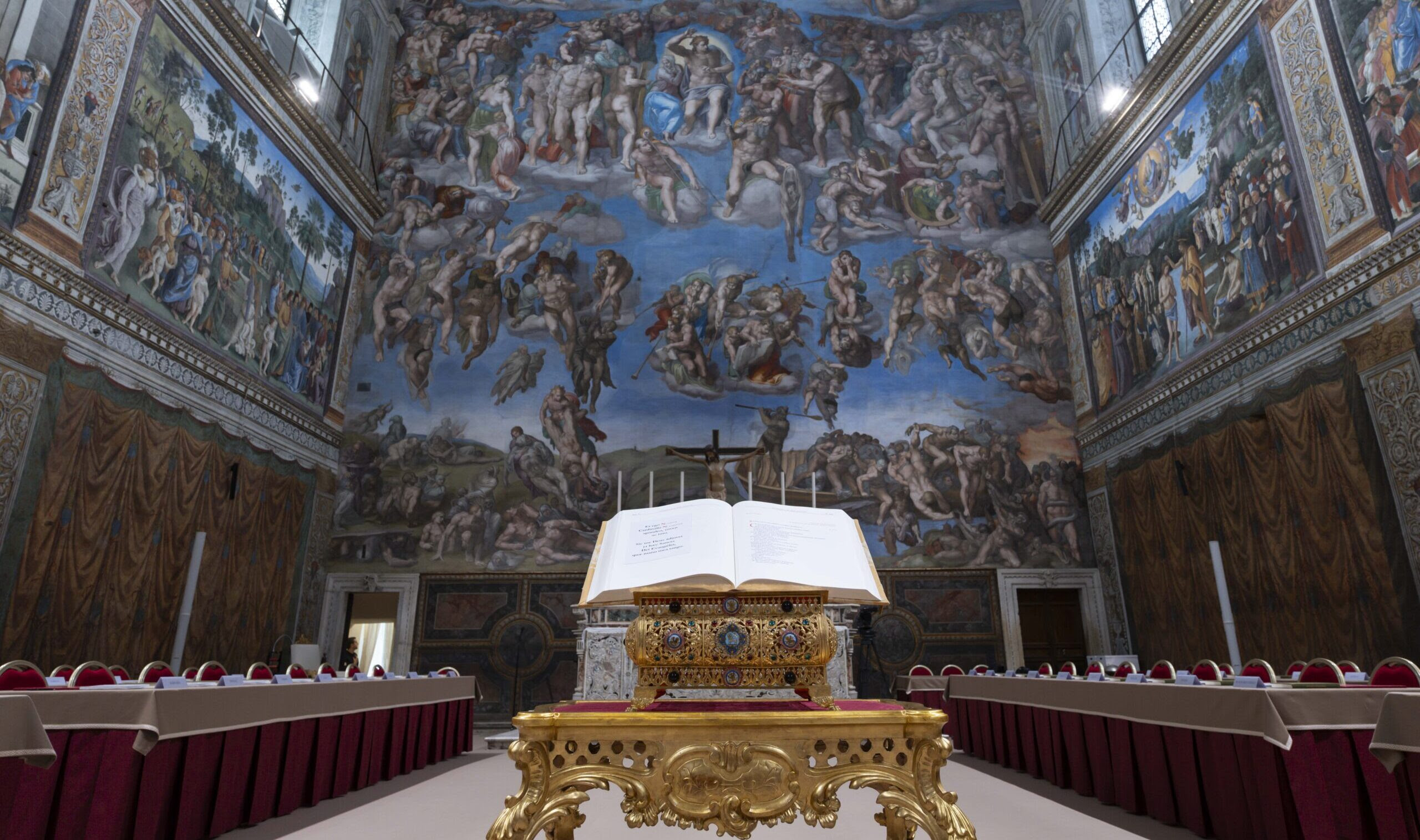 {"rendered":"Kaplica Syksty\u0144ska gotowa na rozpocz\u0119cie konklawe [galeria]"}