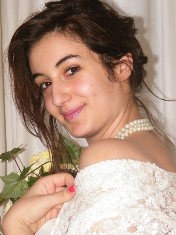 Marianna Boccolini w sukni ślubnej swojej mamy
