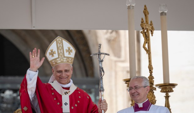 Corner Hero Image - Tylko serce pełne pokoju może szerzyć pokój. Papież Leon XIV modli się o świat bez wojen
