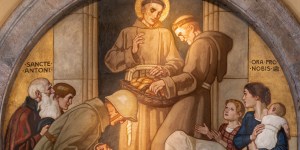 Ofiara na chleb św. Antoniego. Skąd wzięła się ta tradycja?