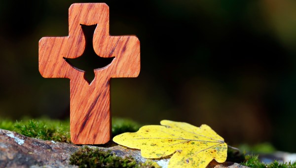 Corner Item Image - Nie tylko uwielbienie i charyzmatyczne wspólnoty. Liturgia Wigilii Pięćdziesiątnicy