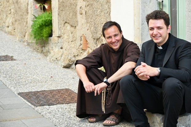 novomašnika 2025 Matija Golob in Ambrož Brezovšek