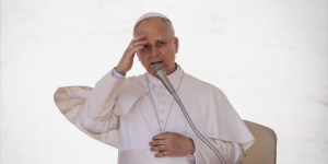 „Jesteśmy stworzeni dla Nieba”. Papież odwiedził w szpitalu uczestnika Jubileuszu Młodych