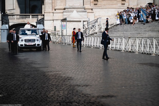 pope-leo-xiv-audience-august