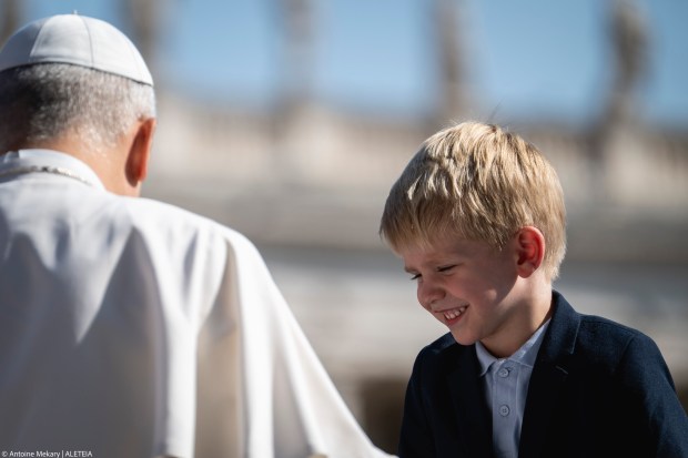 pope-leo-xiv-child-audience-august