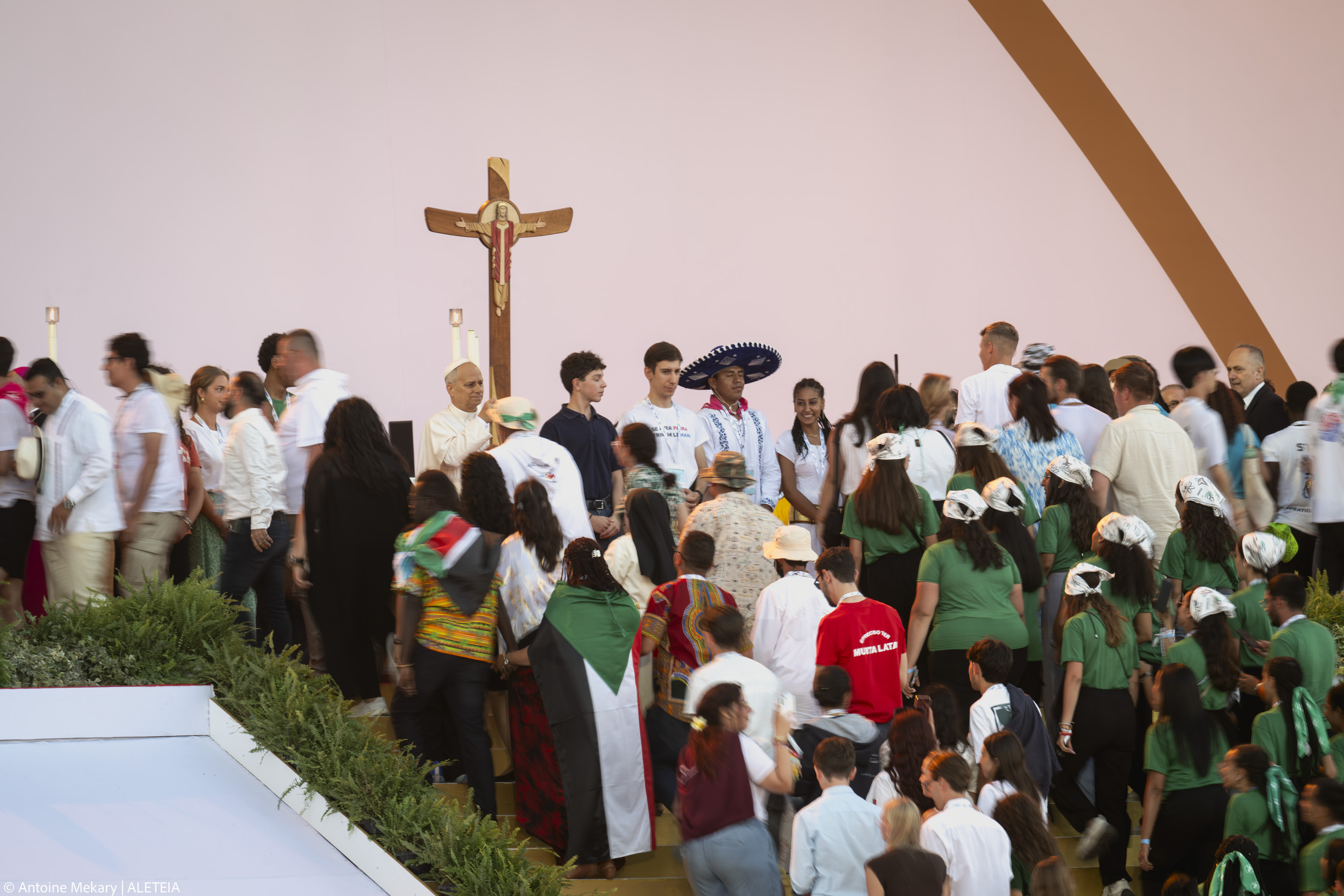 {"rendered":"Jubileusz M\u0142odych z papie\u017cem Leonem XIV na Tor Vergata [galeria]"}