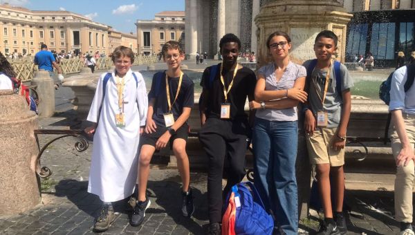 servants-autel-francais-pelerinage-rome-CD