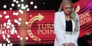 W świecie zdominowanym przez celebrytki potrzebujemy kobiet jak Erika Kirk