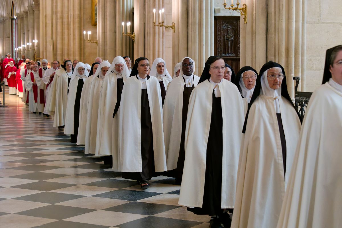 {"rendered":"Droga Krzy\u017cowa ku pami\u0119ci karmelitanek z Compi\u00e8gne"}