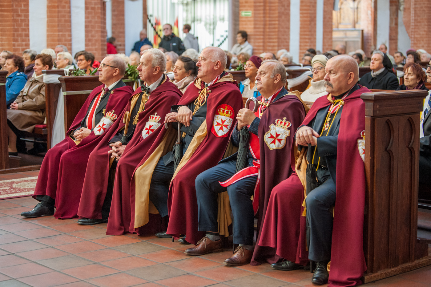 {"rendered":"[GALERIA] Wroc\u0142awska procesja z relikwiami \u2013 tradycja po powodzi tysi\u0105clecia"}