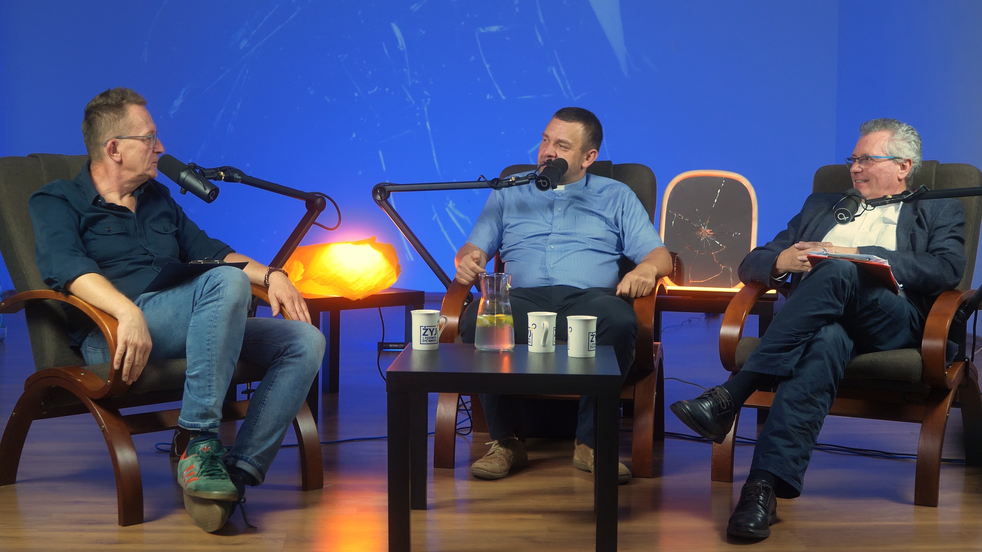 {"rendered":"[GALERIA] \u201eSumienie z odzysku\u201d"}