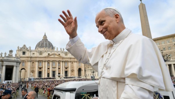 Corner Item Image - Papież Leon: Jezus przekracza bariery kultury, płci i religii