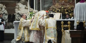 Msza Święta trydencka wraca do Bazyliki św. Piotra [reportaż]