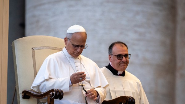 pope-leo-XIV-prayer-vigil-rosary-