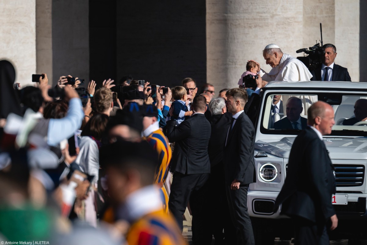 pope-leo-xiv-audience-october-08