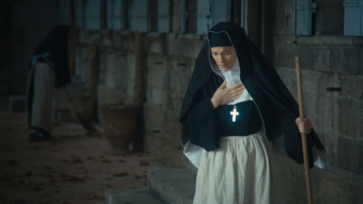 {"rendered":"[GALERIA] Film \u201eSacr\u00e9 Coeur\u201d \u2013 kadry z produkcji"}