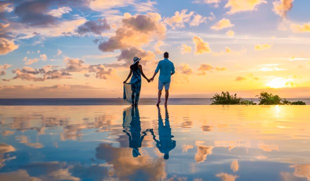 Corner Hero Image - Kim jest święty? Odpowiedź biskupa i przykład pewnej milionerki