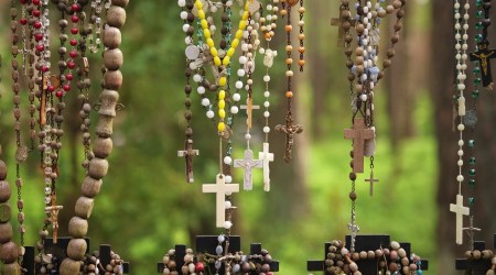 Global Rosary. Za ogólnoświatowym projektem stoi Polak