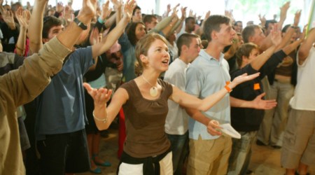 Dlaczego Watykan nakazał wizytę apostolską we Wspólnocie Emmanuel?