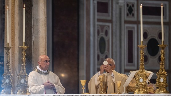 pope-leo-xiv-mass-saint-john-Lateran