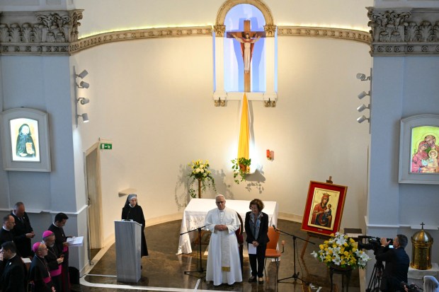 pope-leo-xiv-little-sisters-of-the-poor-home-for-the-elderly-istanbul-afp